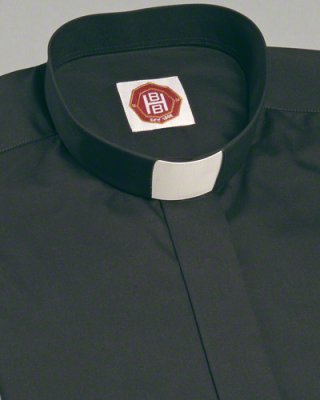 Priesterhemden